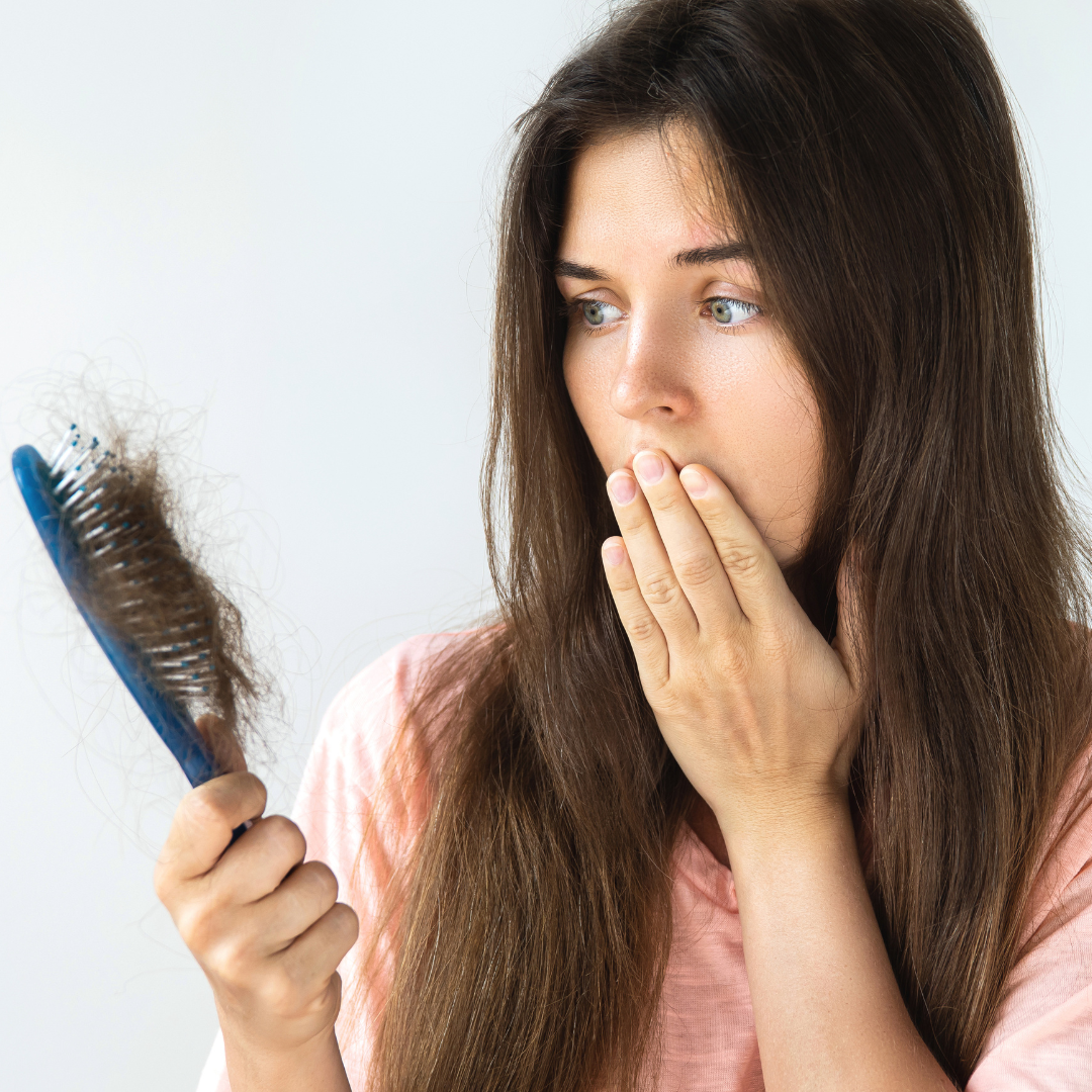 Queda de cabelo após a cirurgia plástica: é normal?